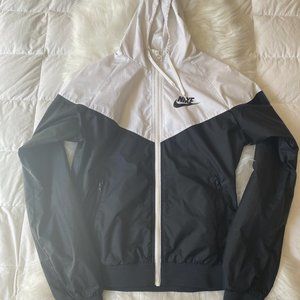 small - Nike Windbreaker